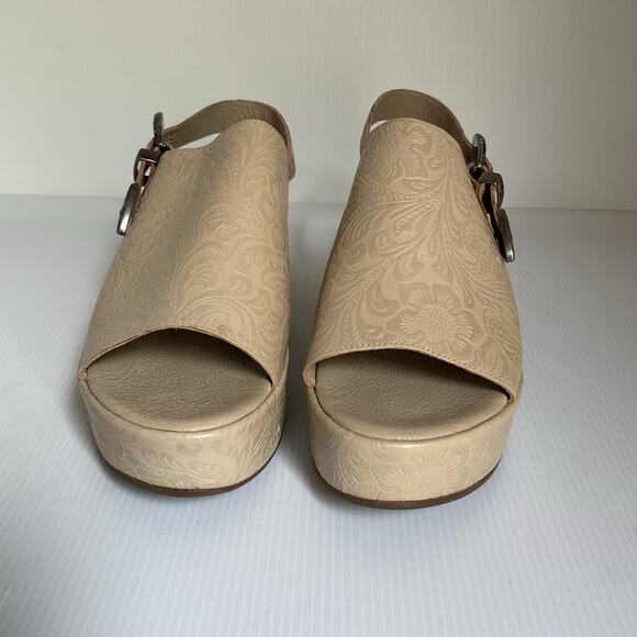 Matisse Embossed Wedge Western Sandals Leather Beige Platform Made in Brazil Sz9 - Picture 4 of 14